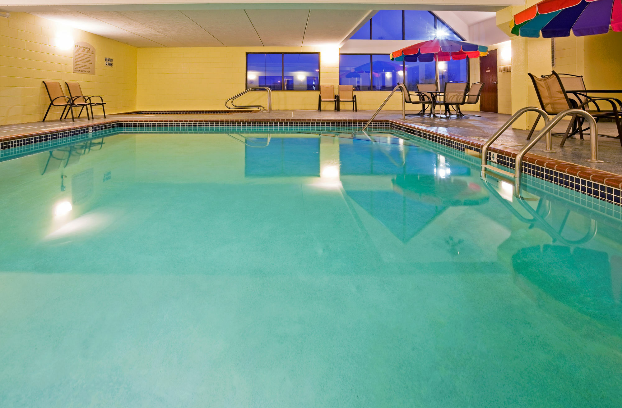 Holiday Inn Express Hotel & Suites Coon Rapids - Blaine Area By Ihg Exterior foto